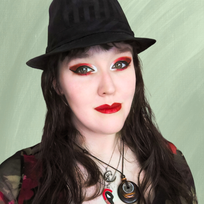 picture of author Nikki Durbin